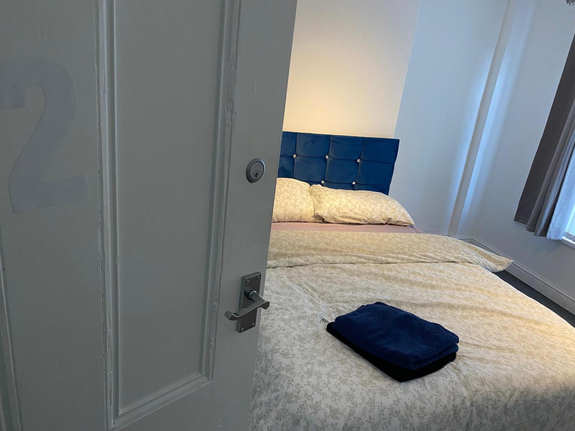 Marvellous Room 2 Stoke-on-Trent Dış mekan fotoğraf